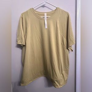 Lululemon Cinched Hem Hiking shirt